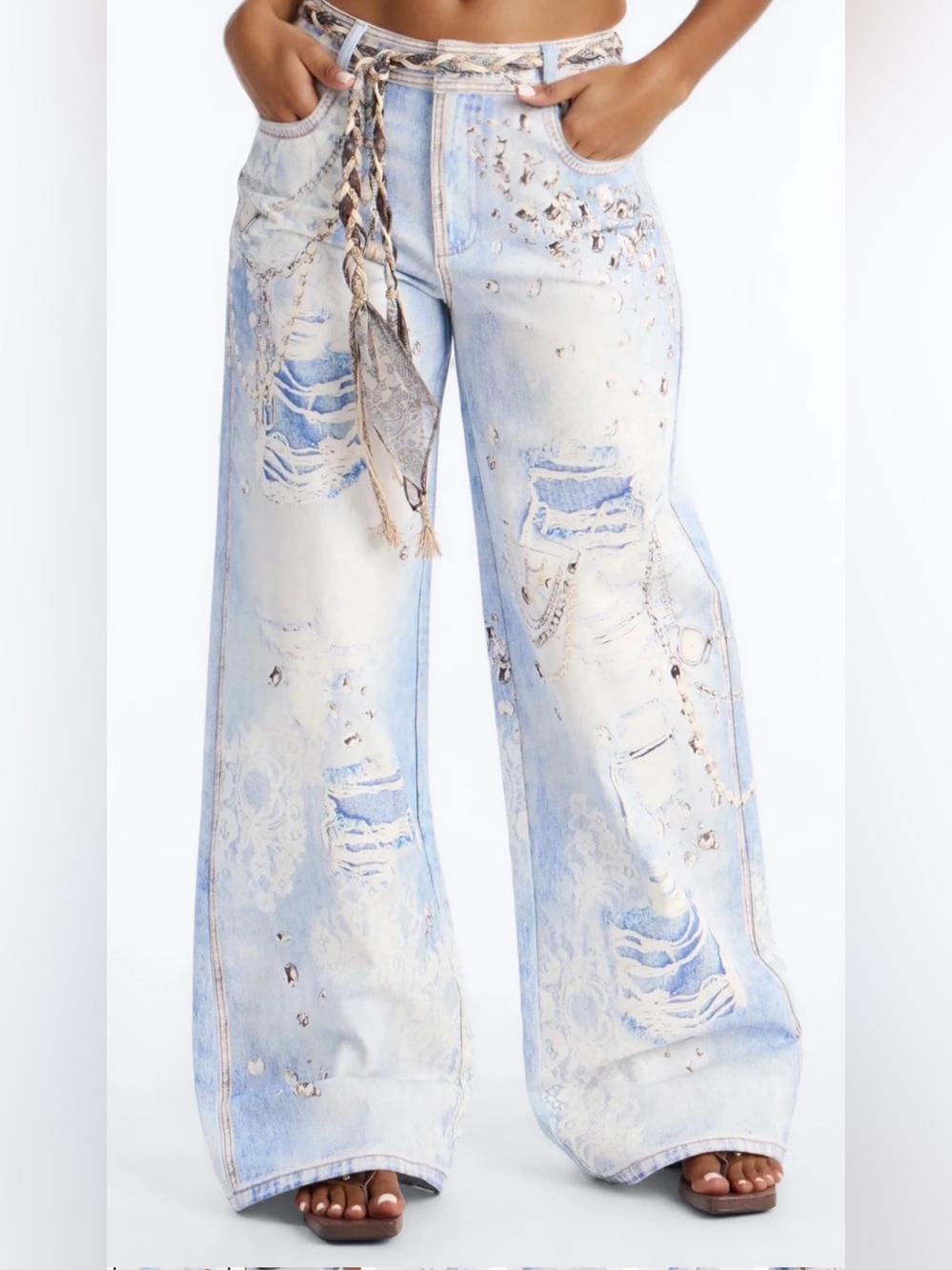 Light Wash Printed Wide-Leg Jeans (M/8)